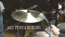 lirik lagu aku punya burung mawang