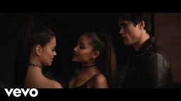 lirik lagu break up with your girlfriend i'm bored ariana grande