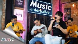 lirik lagu happy asmara wedi kel