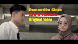 lirik lagu romantika cinta yollanda