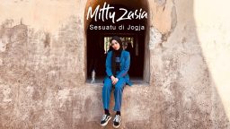 lirik lagu sesuatu di jogja mitty zasia