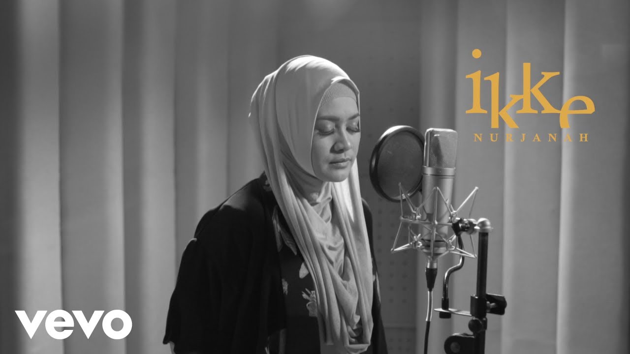 Lirik Lagu Terhanyut Dalam Kemesraan dari Ikke Nurjanah - Lirik Lagu